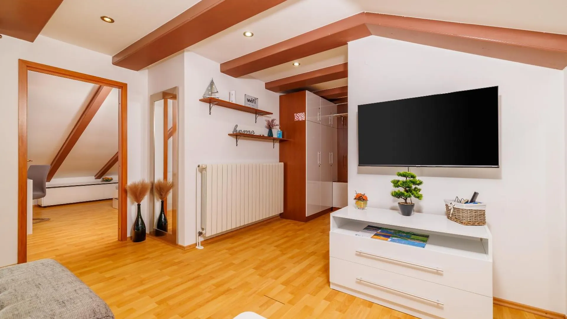 Apartments Victoria Dramalj